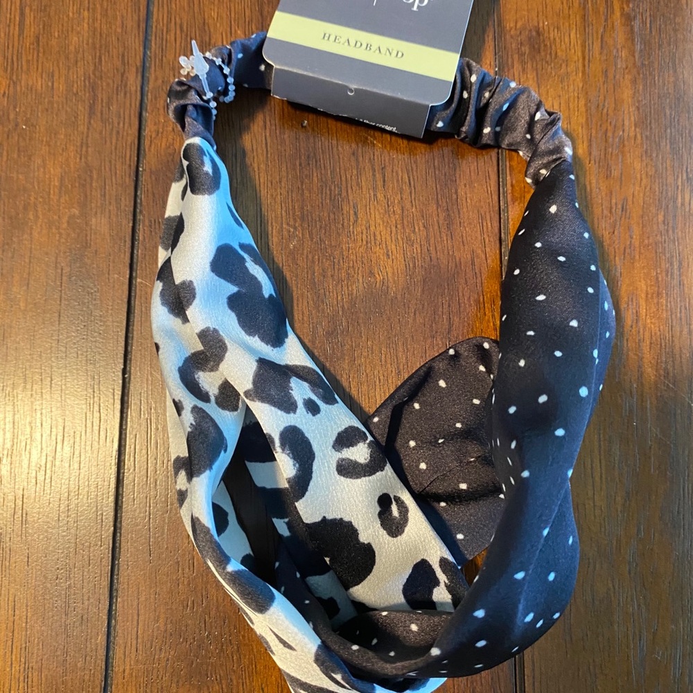Black and white headband